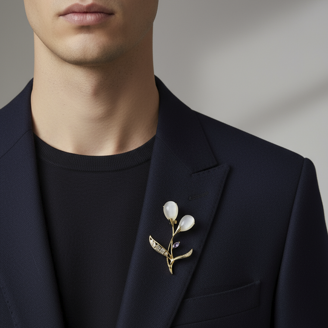 Unisex Floral Brooch in Gold with Pearl Accents