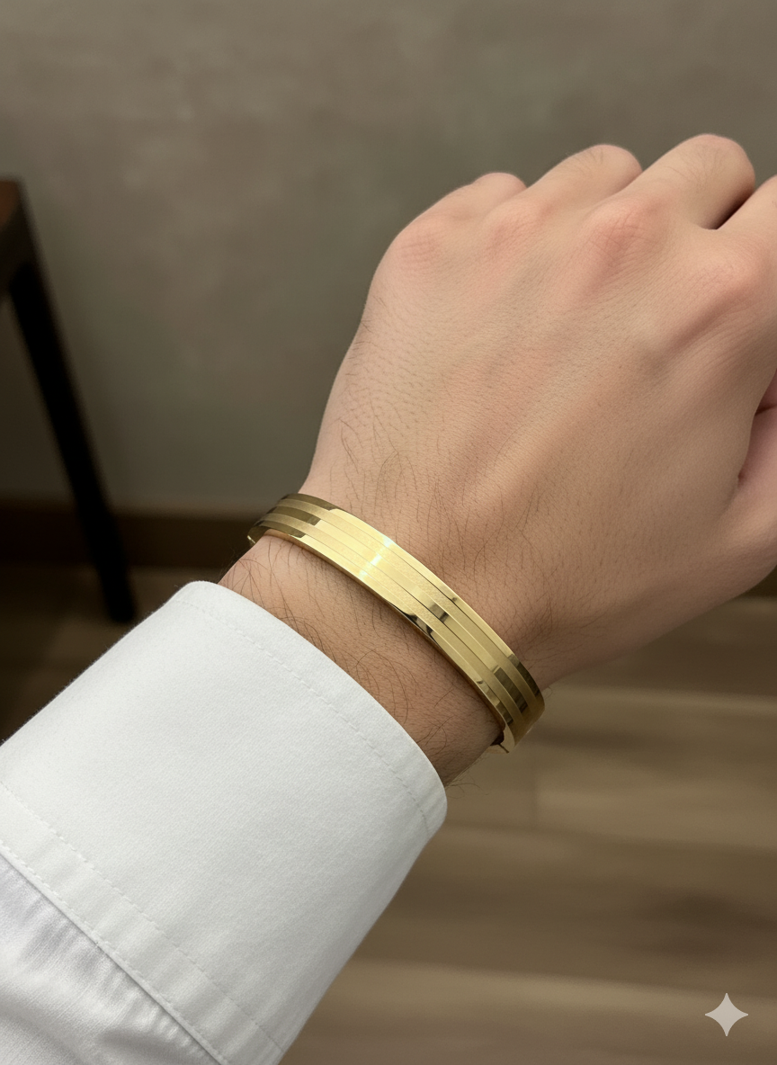 Men’s Gold Kada Bracelet with Striped Detailing