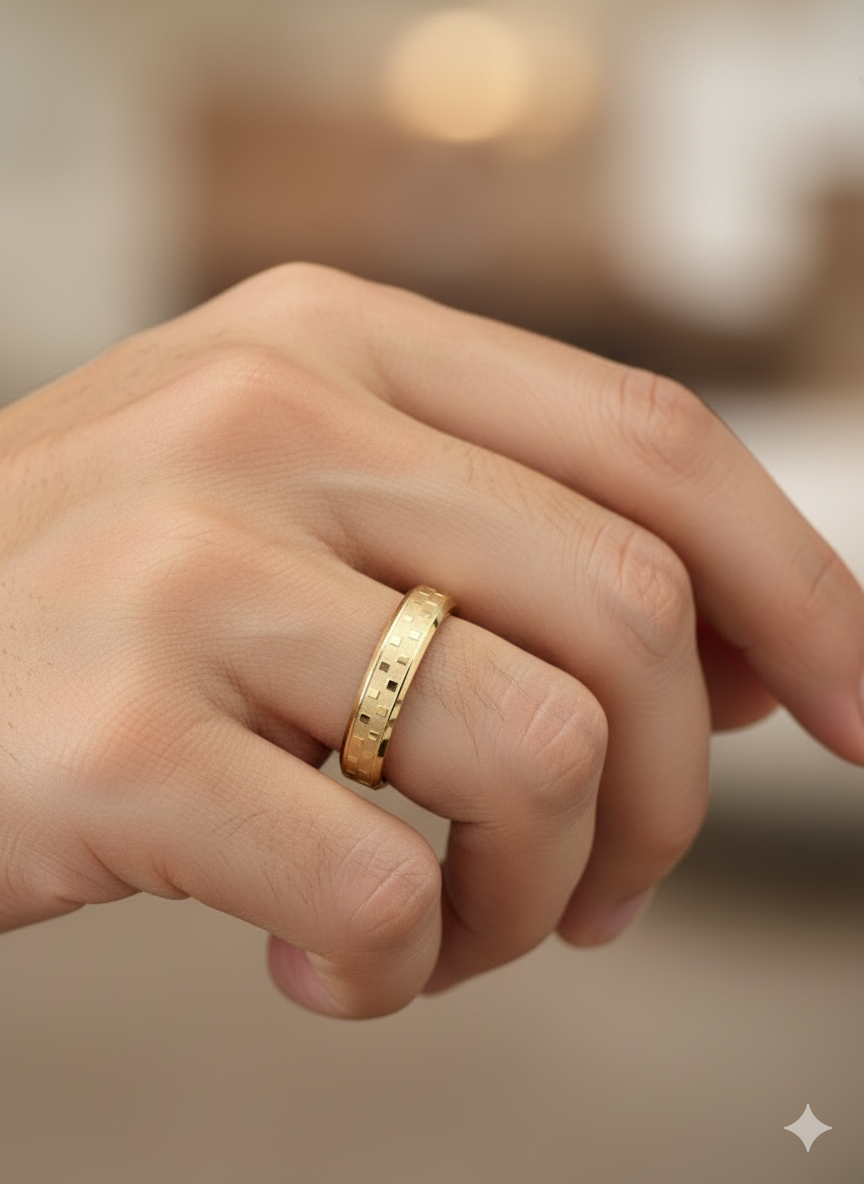 Men’s Geometric Gold Band Ring