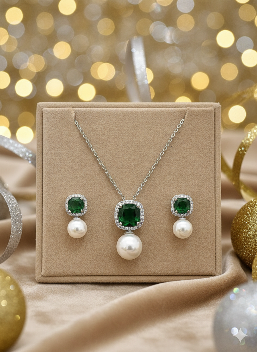 Emerald Green & Pearl Drop Jewellery Set