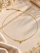 Pearl Nook Necklace in Metal