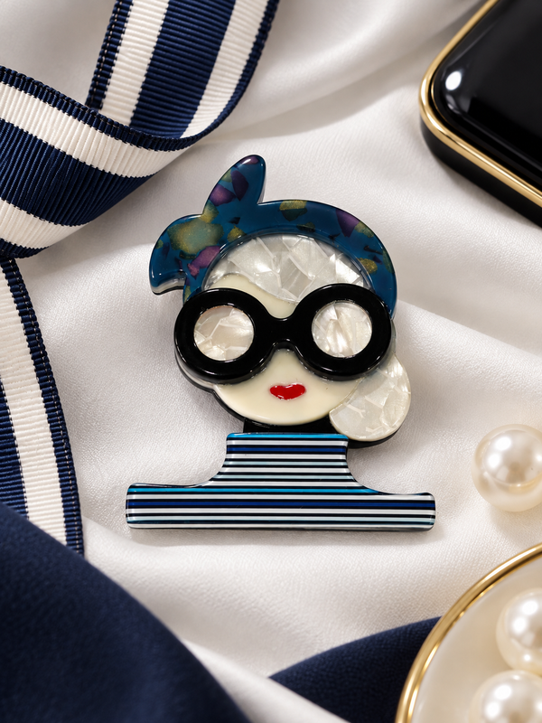 Retro Sailor Brooch