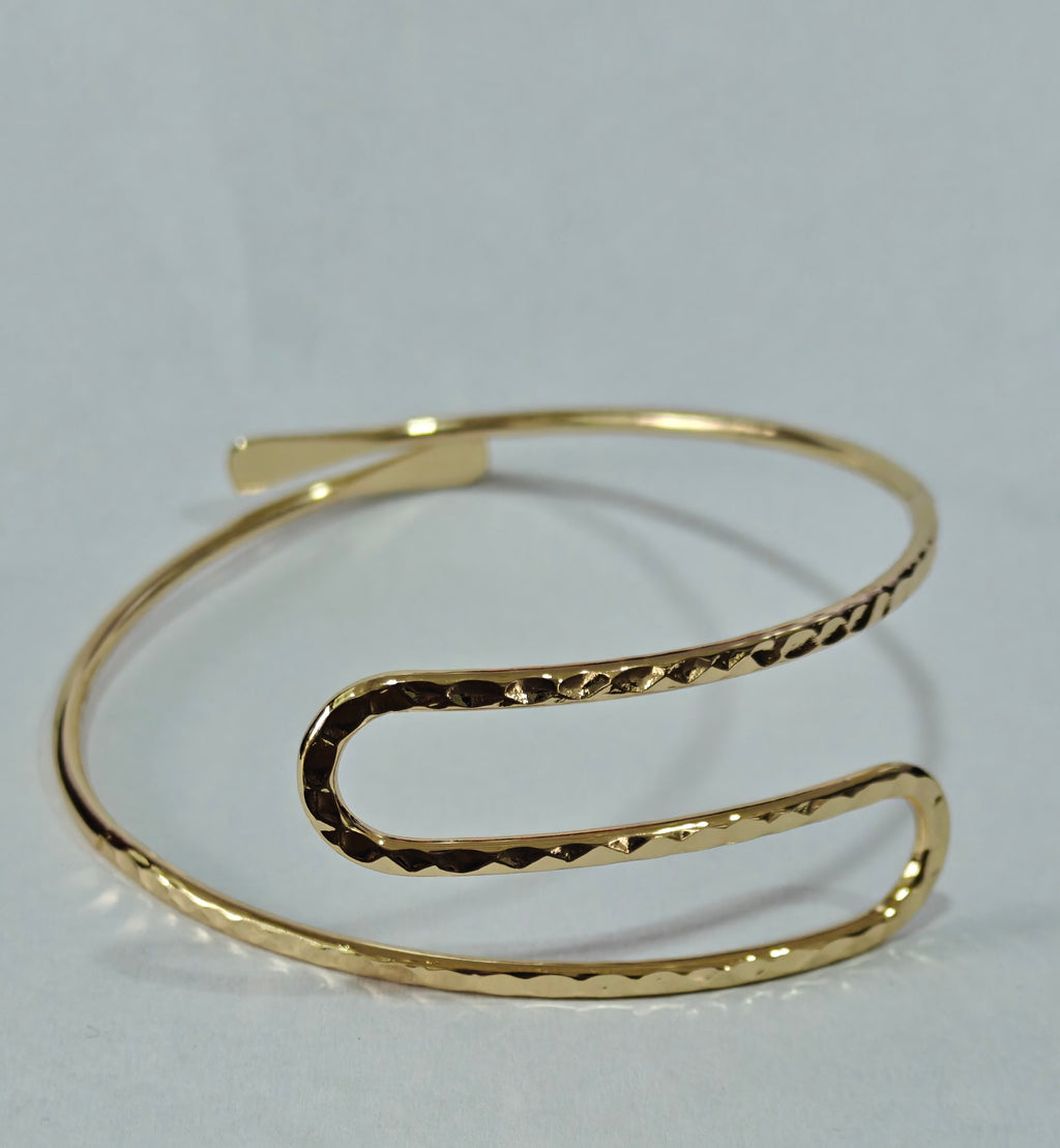 Ripple Arm Cuff