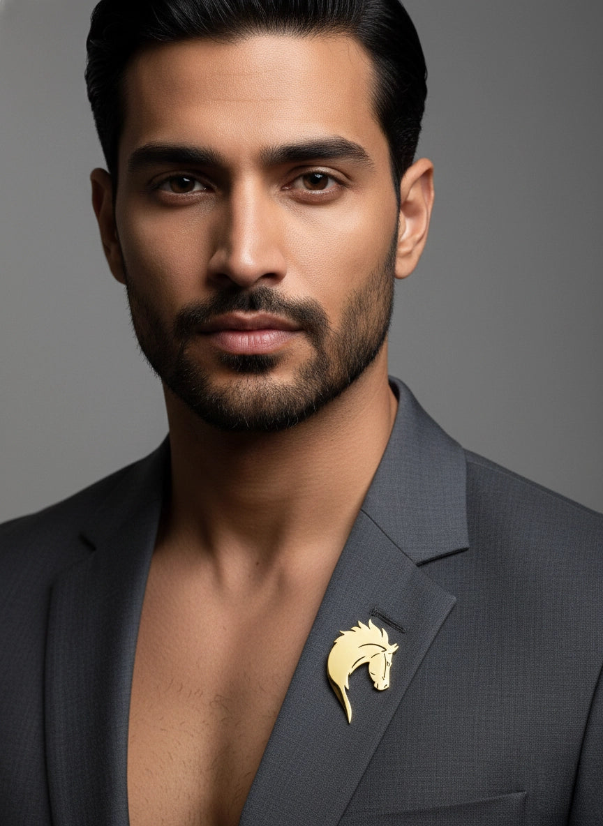 Horse Head Unisex Brooch – Gold-Toned Statement Pin