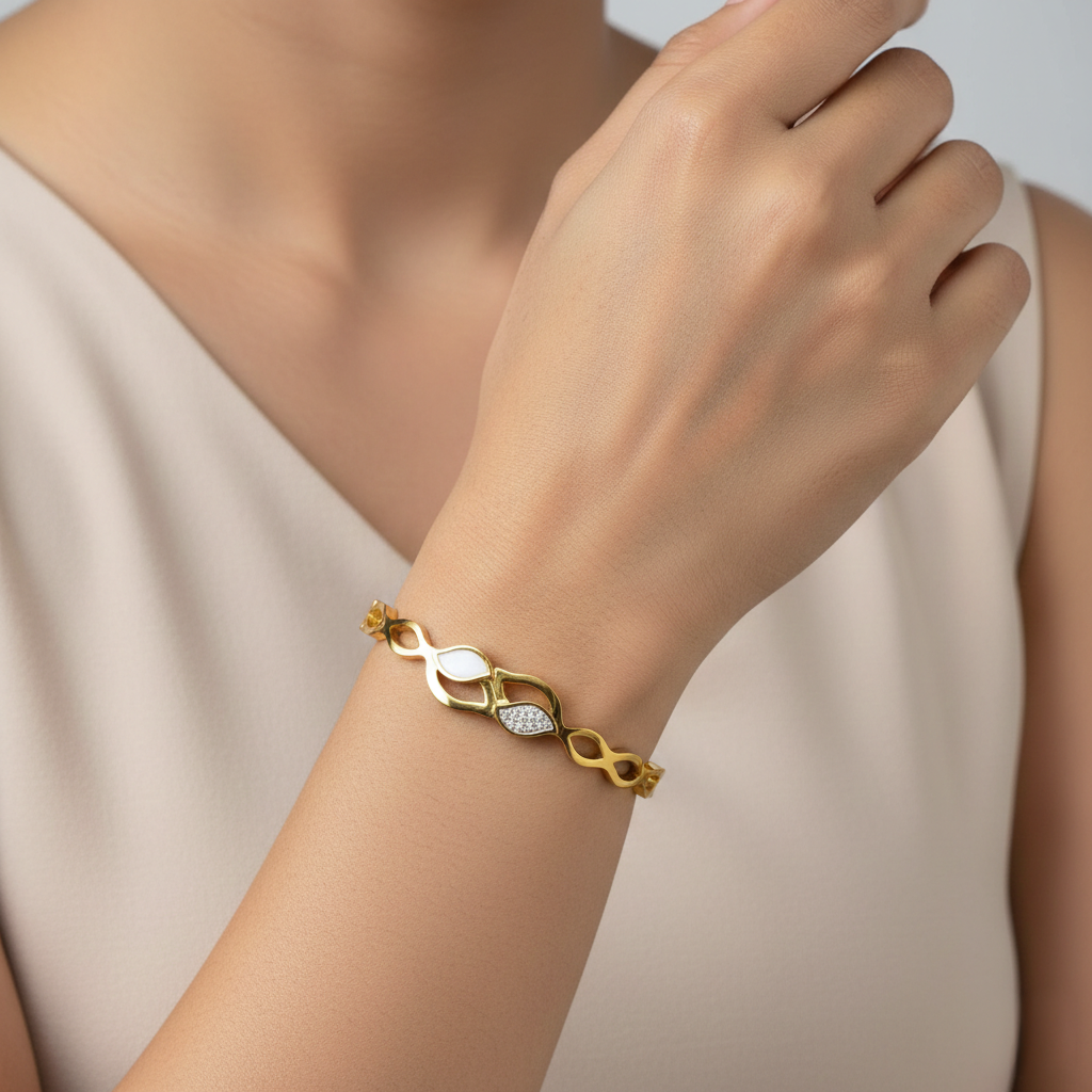 18K Gold Plated Leaf Style Studded Bracelet