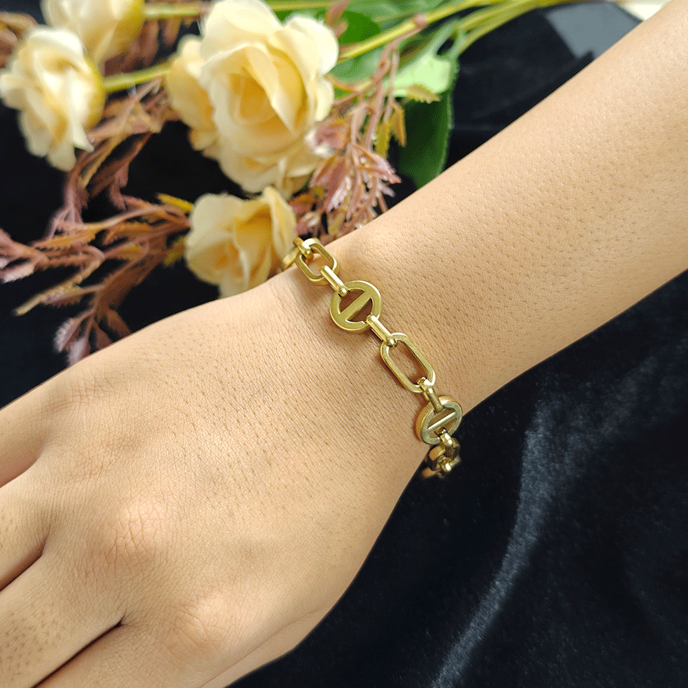 18k Gold Plated Bold Chain Bracelet