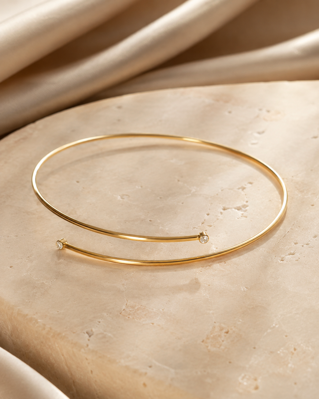 Shine Edge Armlet