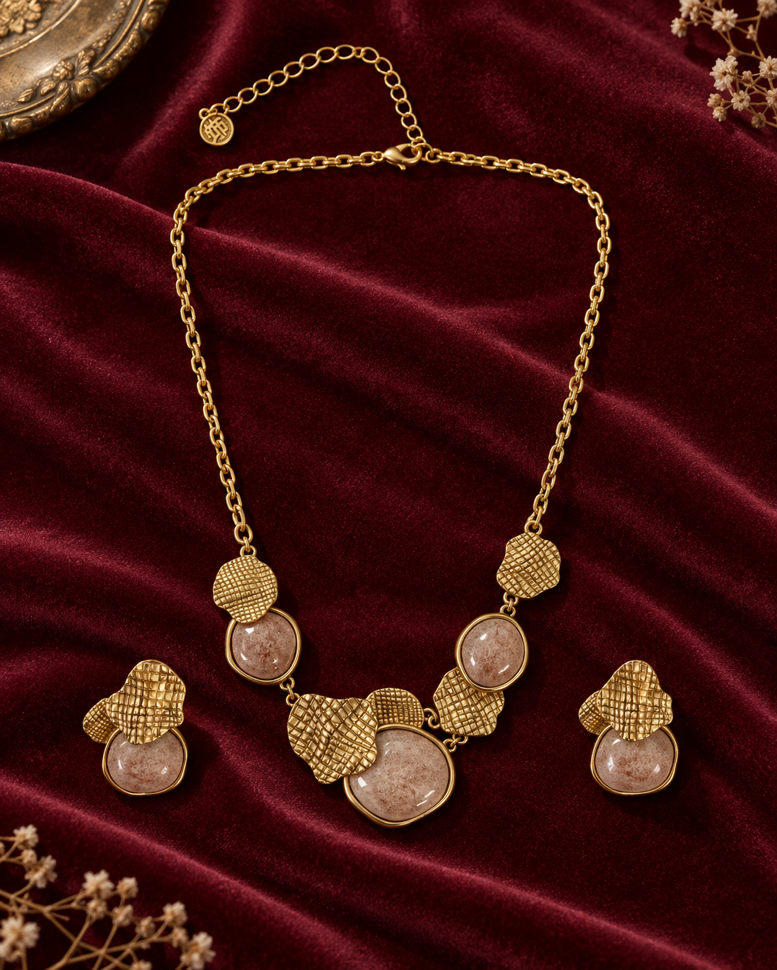 Gilded Stone Necklace Set