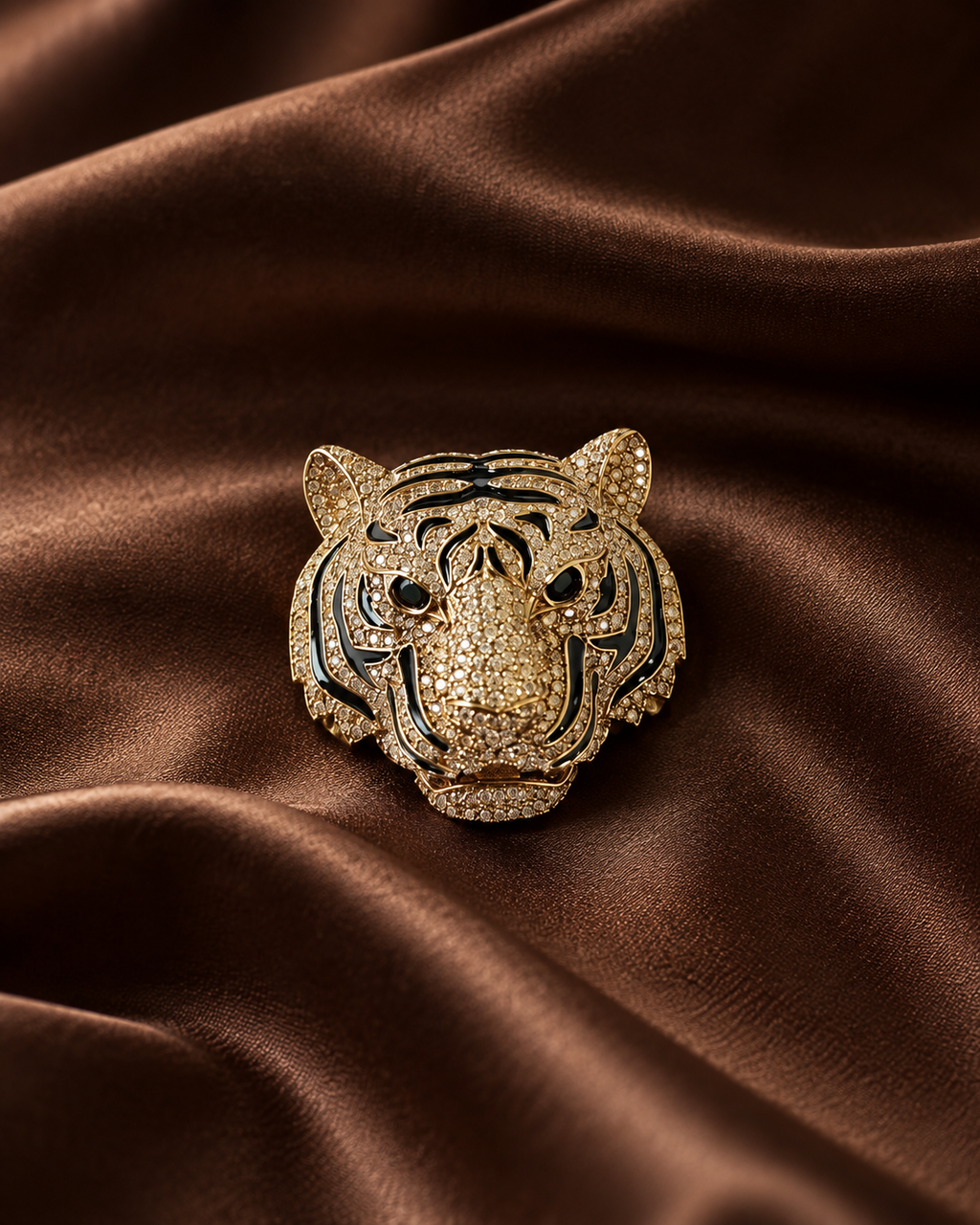 Imperial Goldcrest Brooch