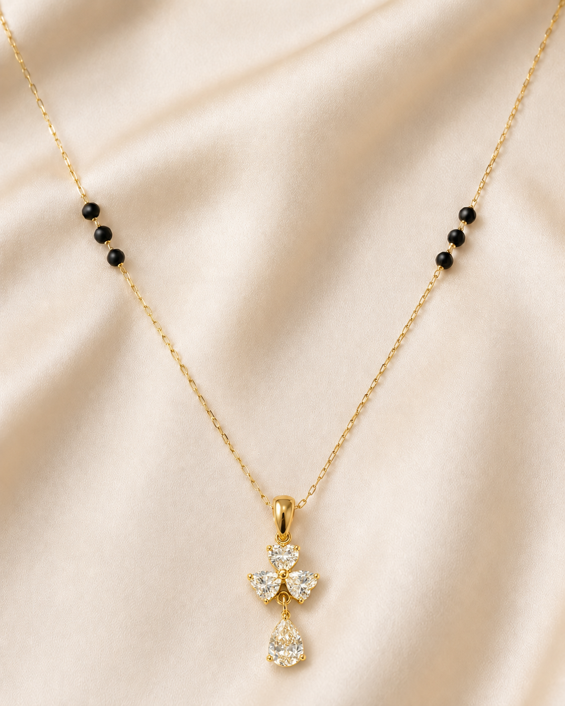 Lia Pendant