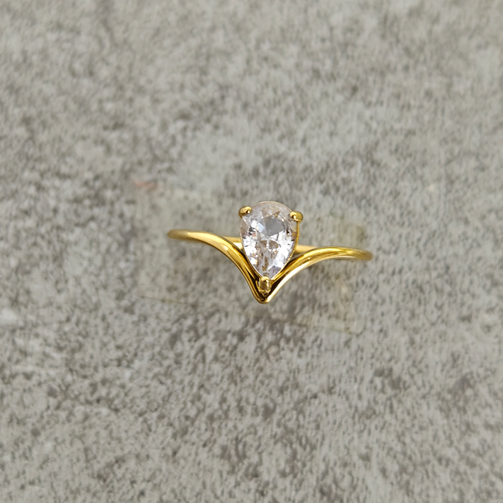 V Shape Stud Ring