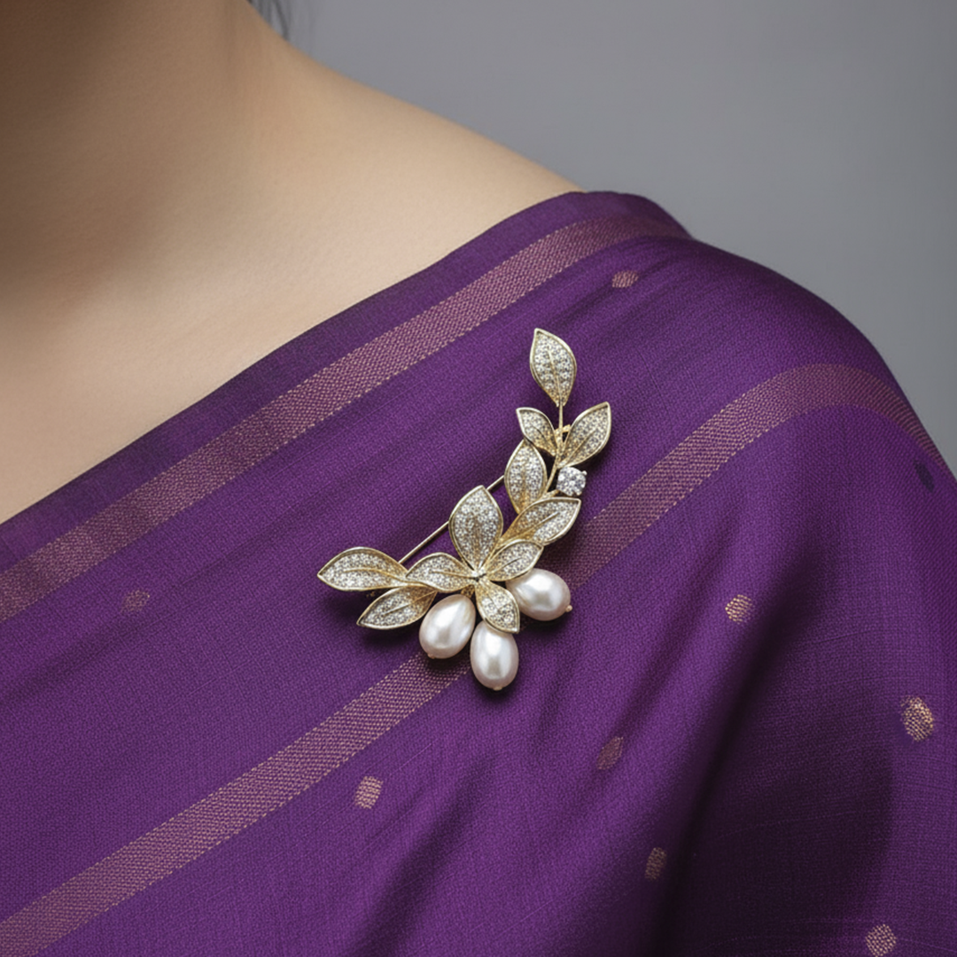 Unisex Floral Leaf Brooch in Gold with Pearls
