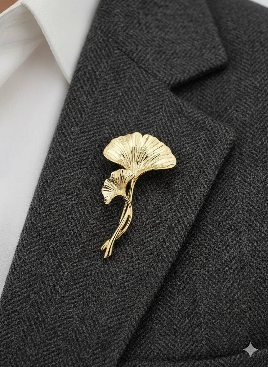 Unisex Golden Leaf Brooch – Nature-Inspired Design