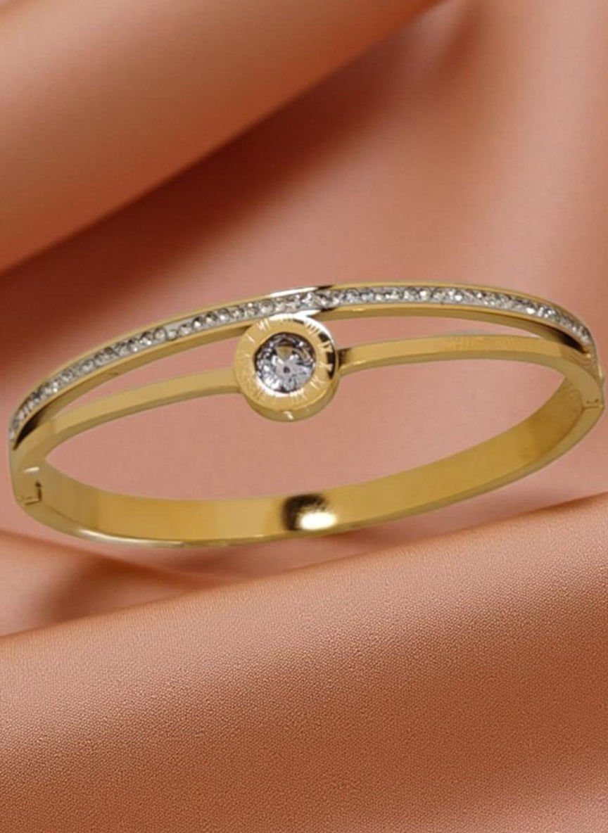 Solitaire Diamond Gold Kada Bracelet