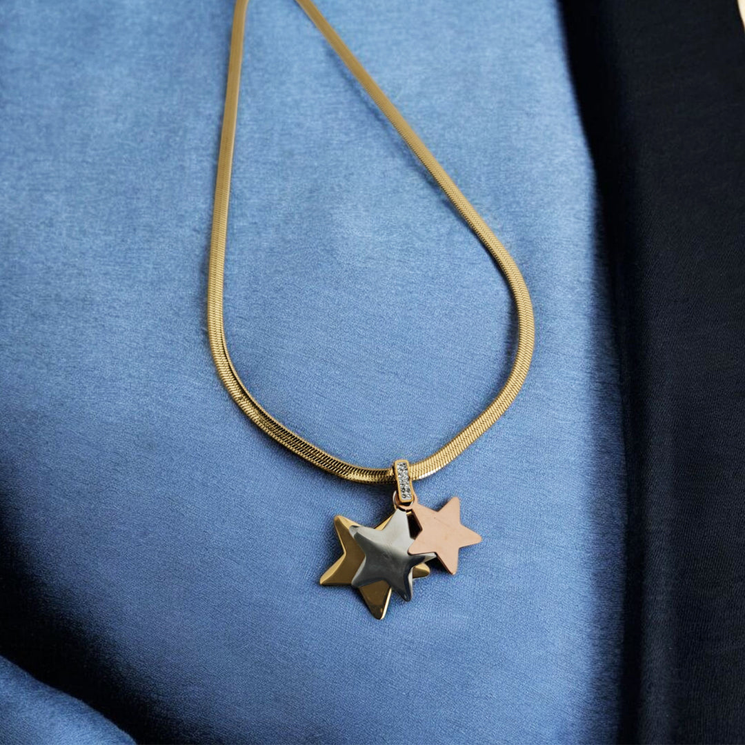 18K Gold Chain Necklace with Three Stars Pendant