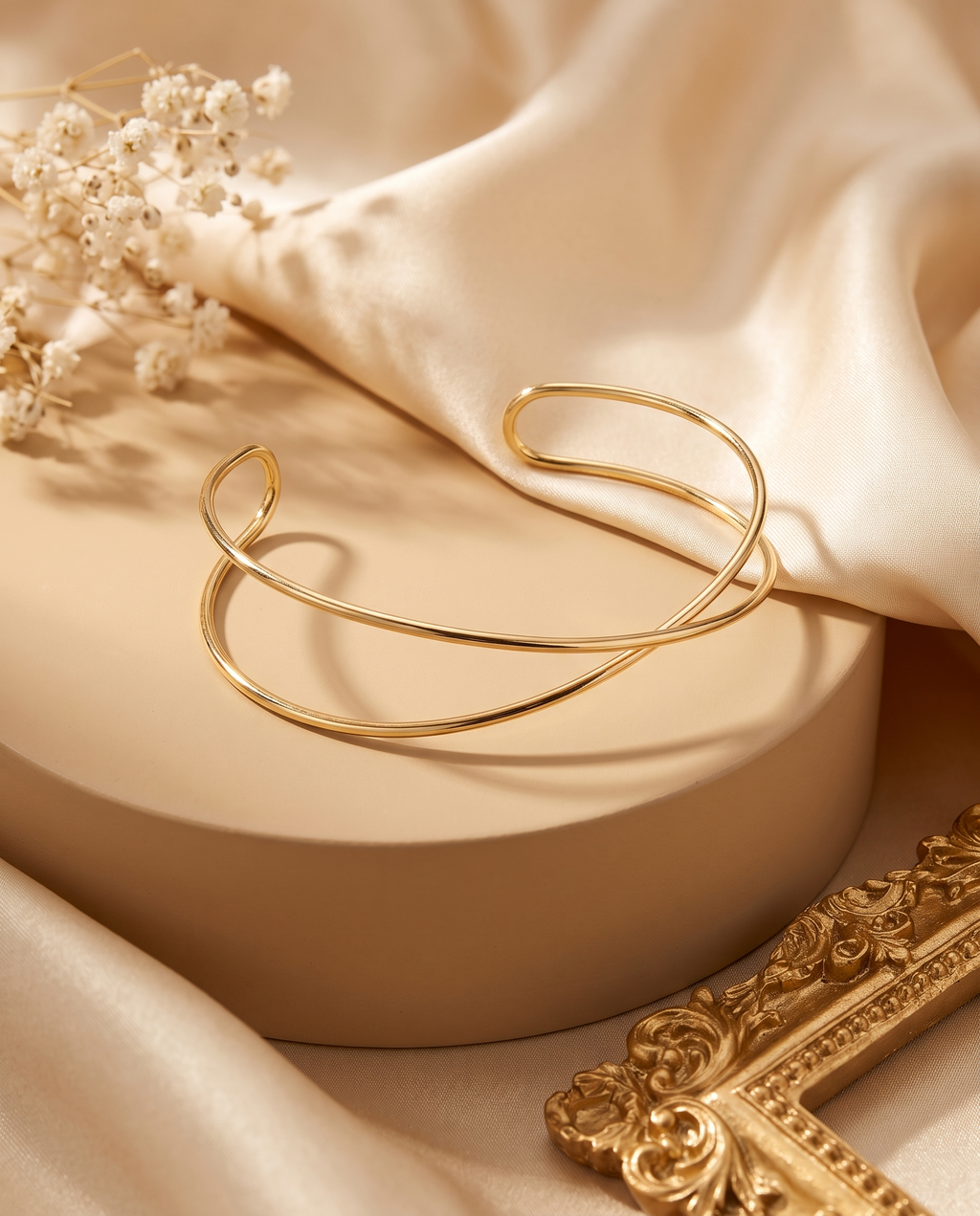 Kiva Arm Cuff