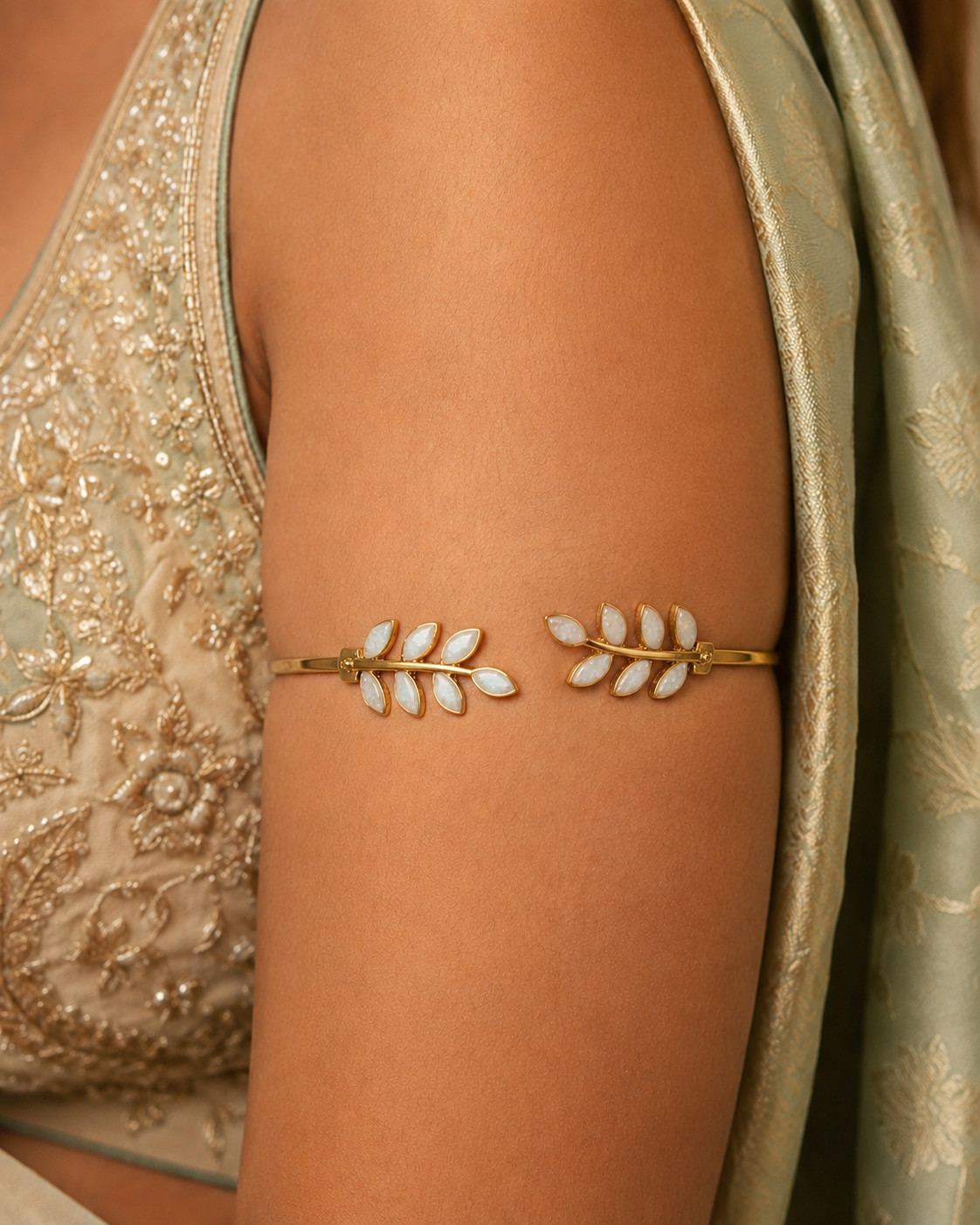 Roman Arm Cuff