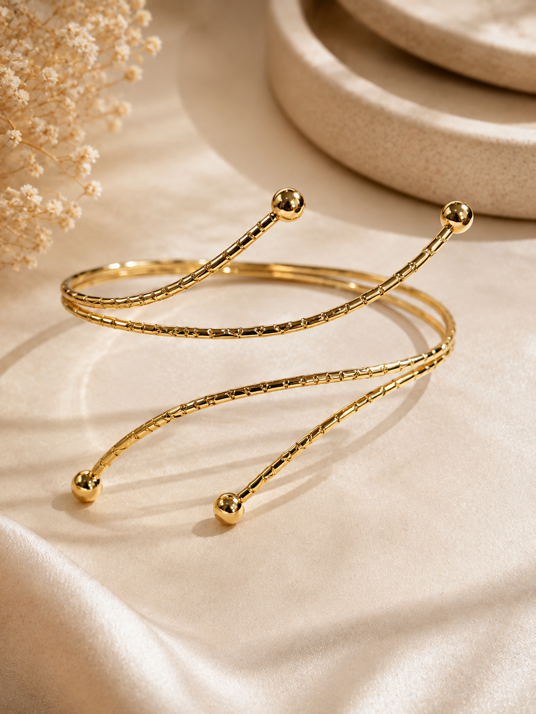 Orbit Arm Cuff
