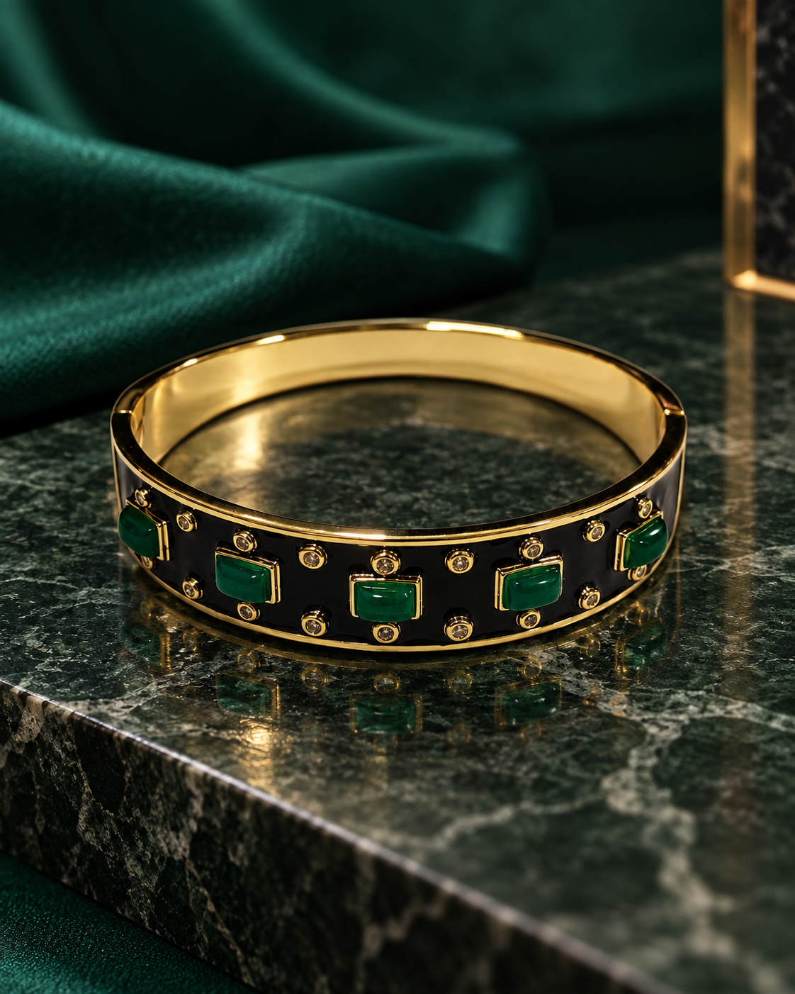 Noir Gemline Kada Bracelet