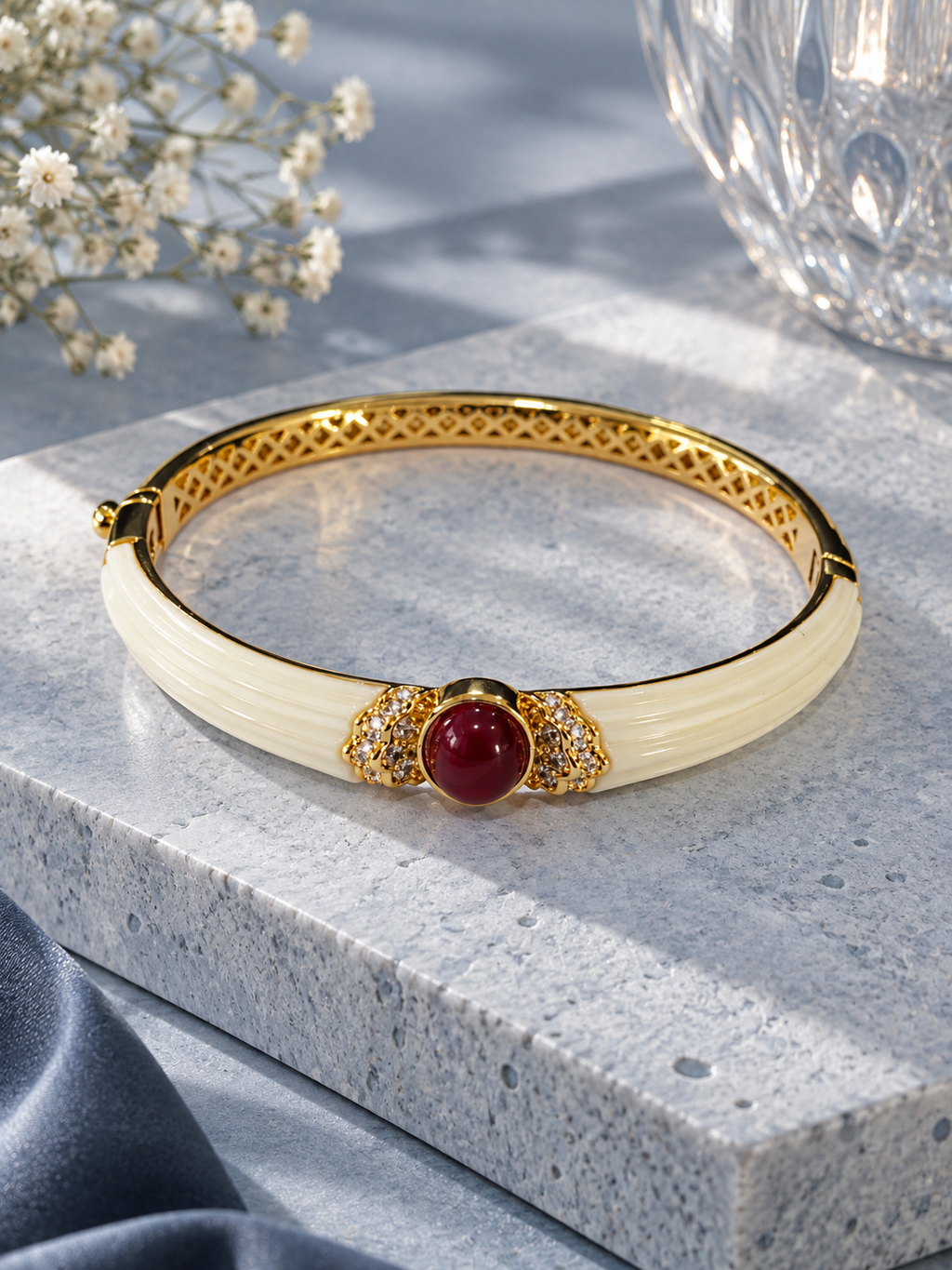 Divan Gem Bracelet