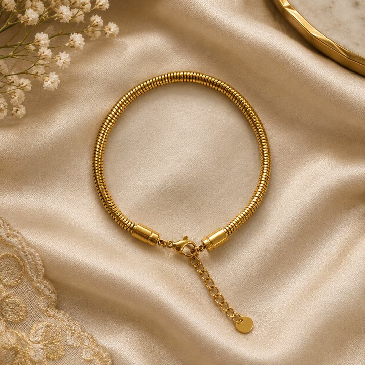 Sleek Link Chain in Gold Tone