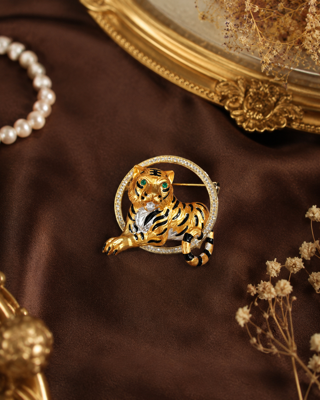 Regal Roar Brooch