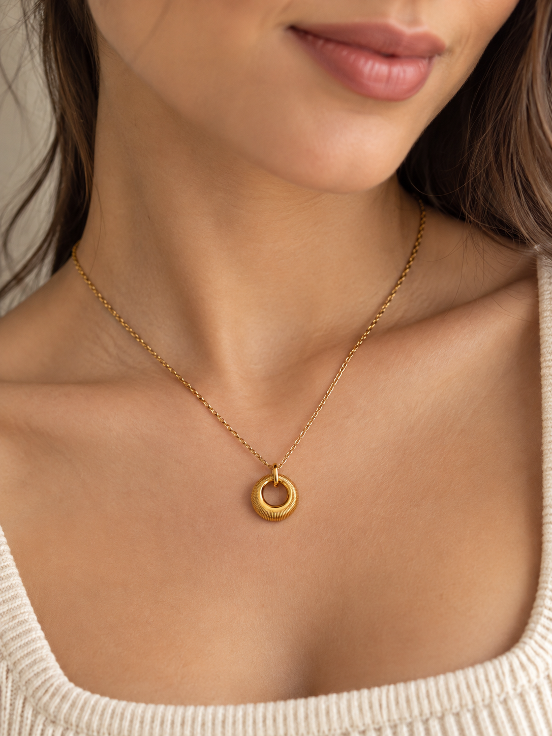 Orova Necklace