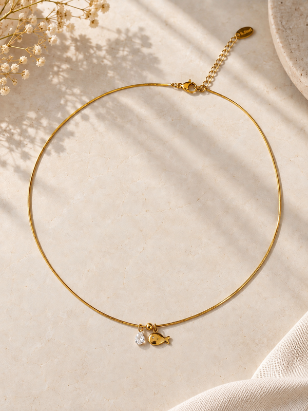 Fiora Fin Necklace