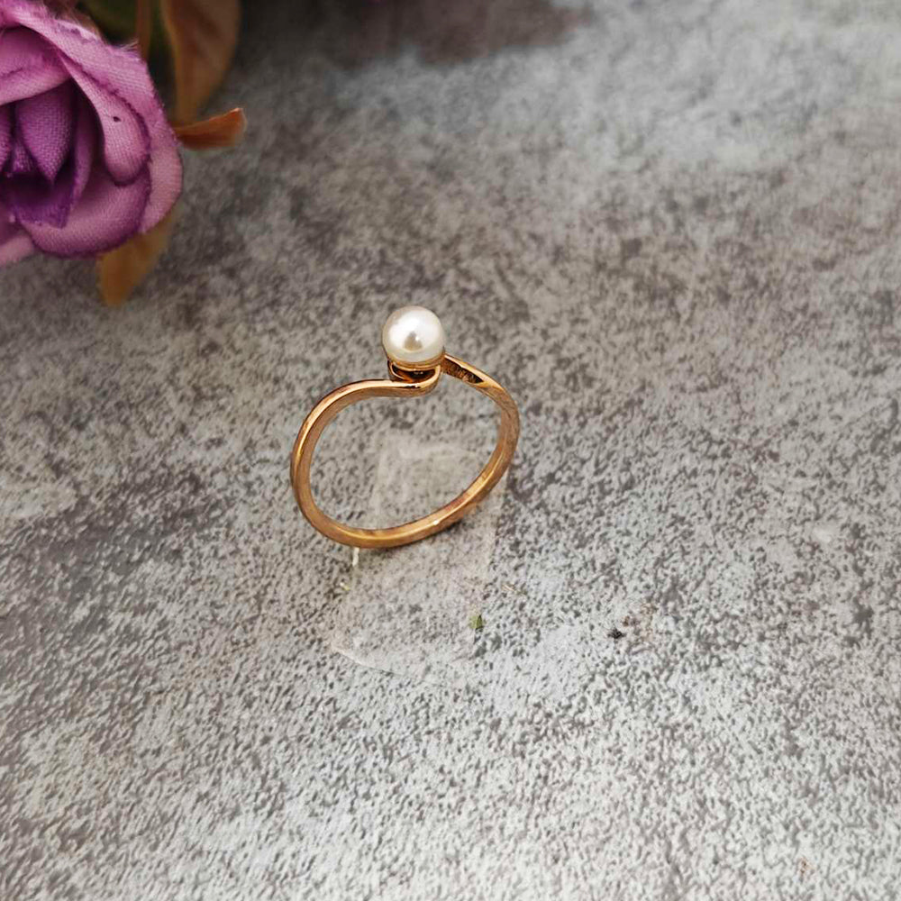 Rose Gold Plated Pearl Ring