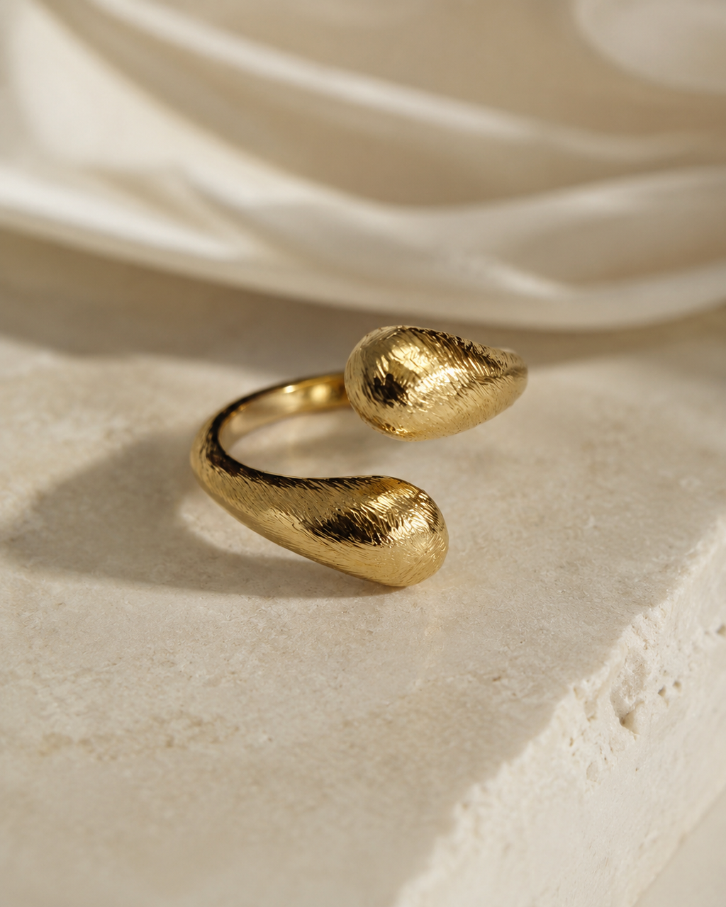 Fluid Form Ring