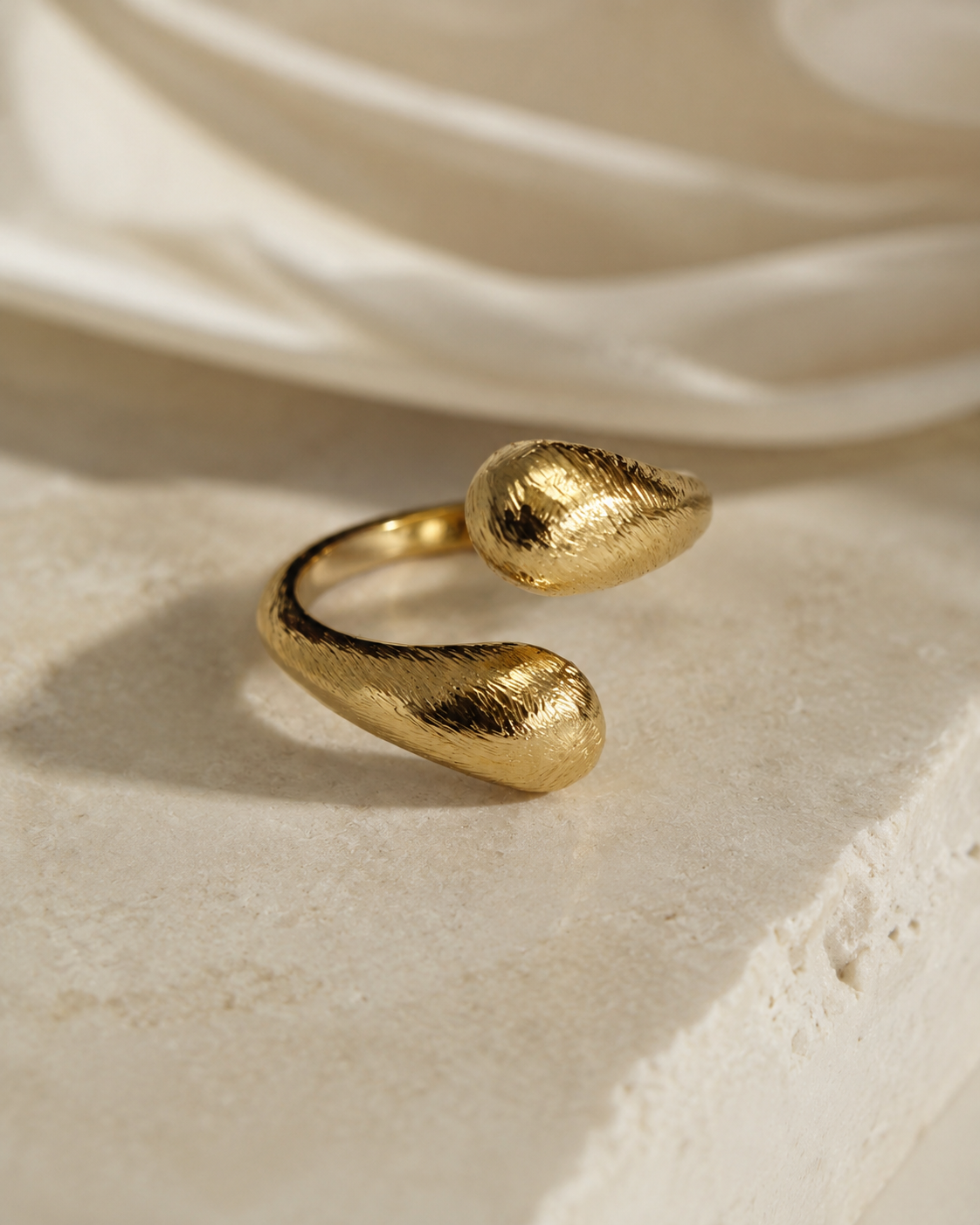 Fluid Form Ring
