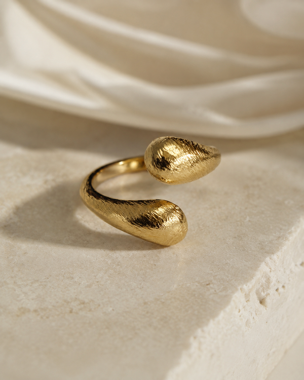 Fluid Form Ring