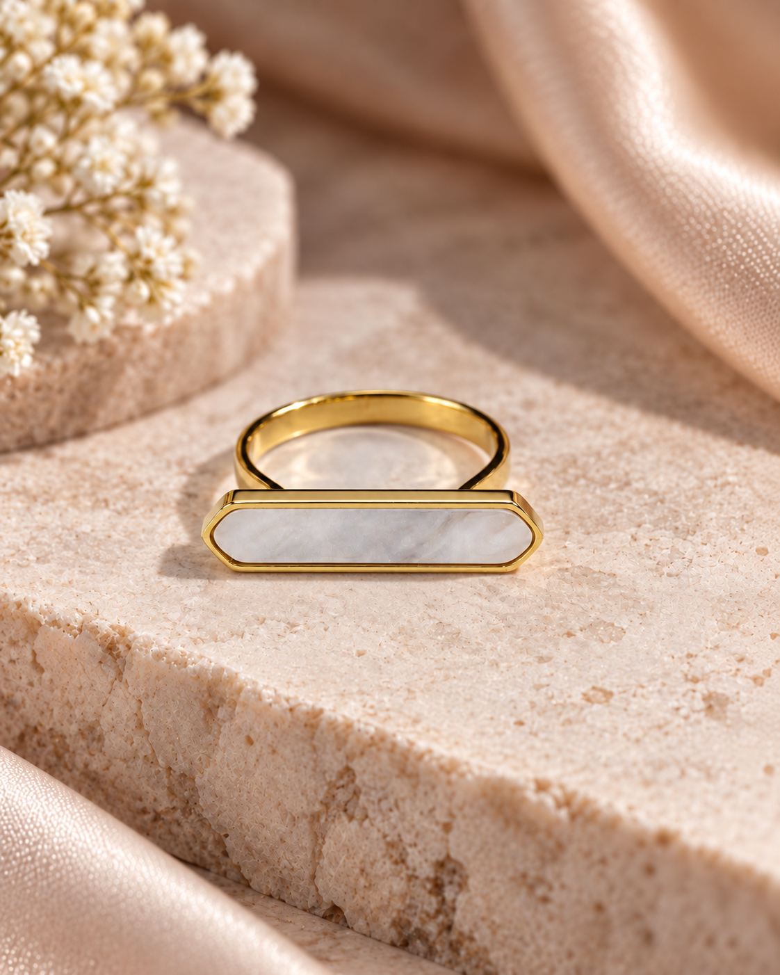 Pearl Frame Ring