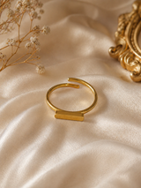 Vero Ring in Gold Tone
