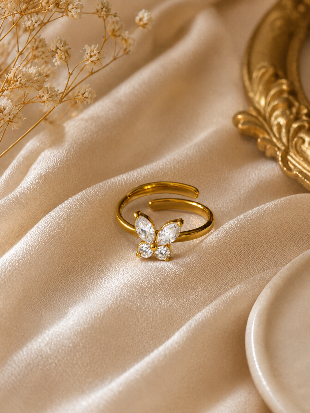 Sparkle Butterfly Ring