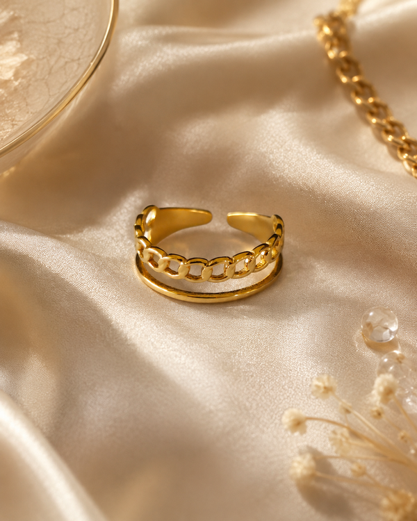 Celine Ring