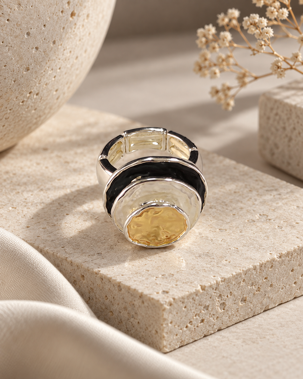 Aster Circle Ring