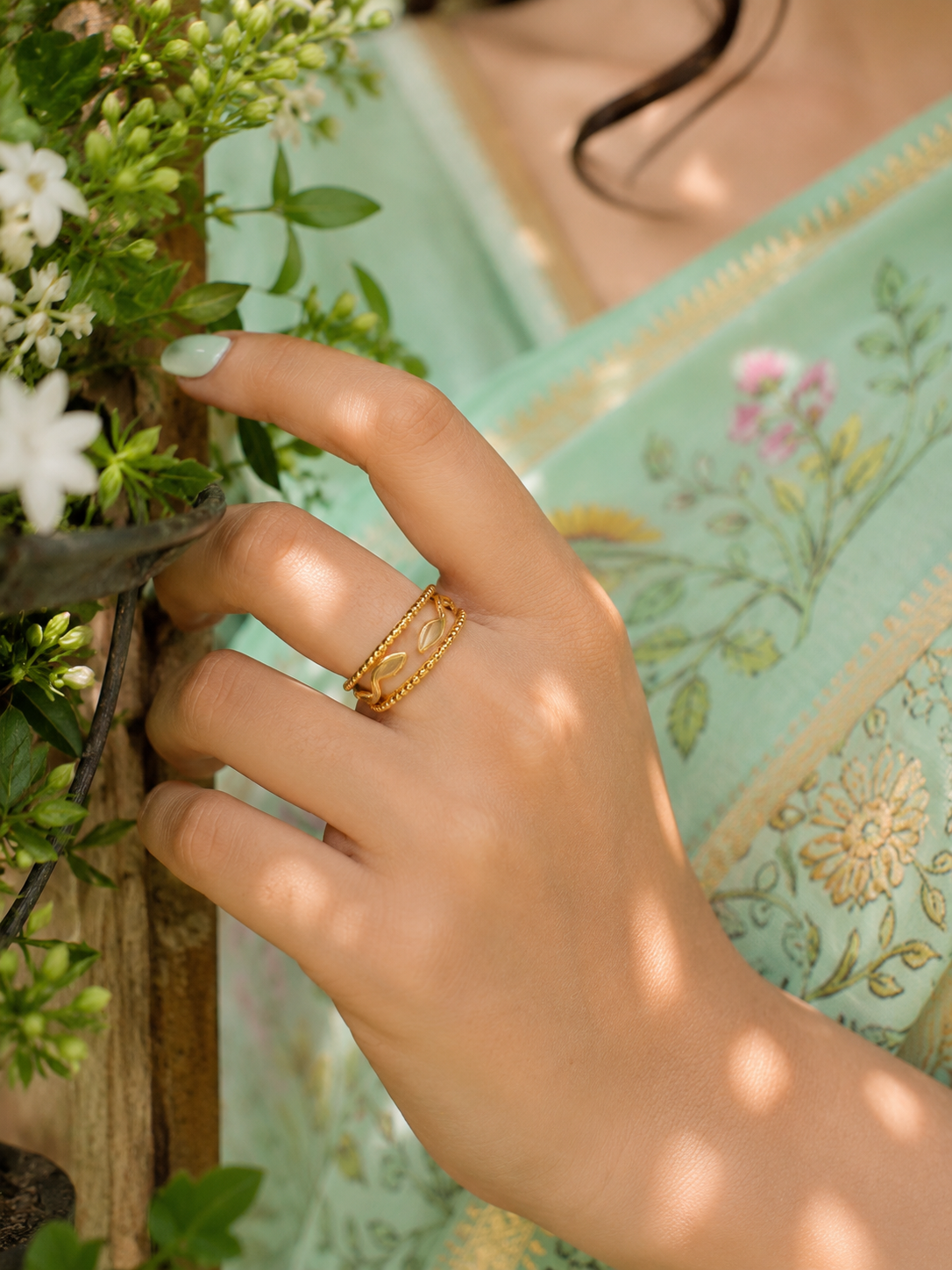 Leafline Ring