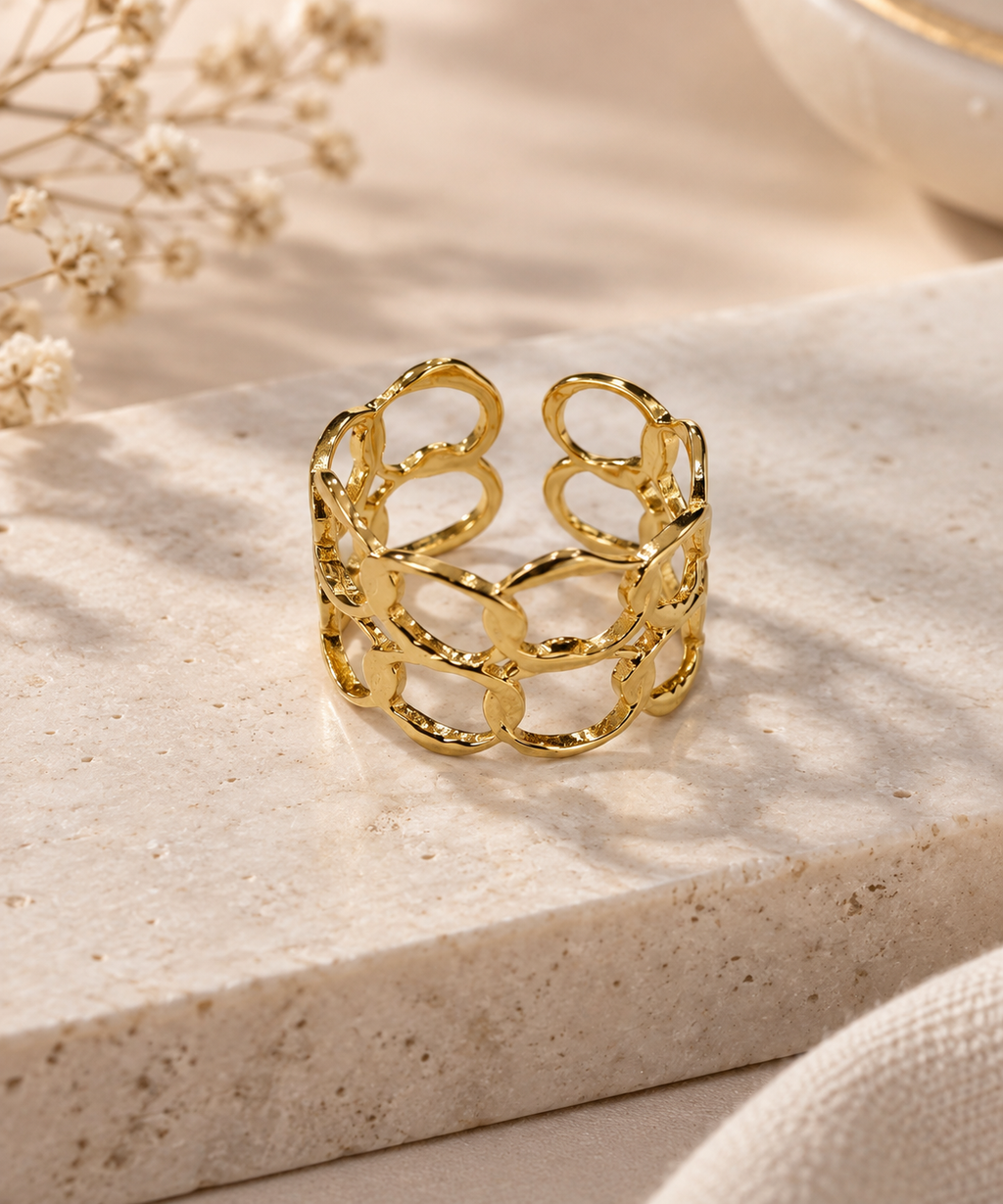 Interlace Ring