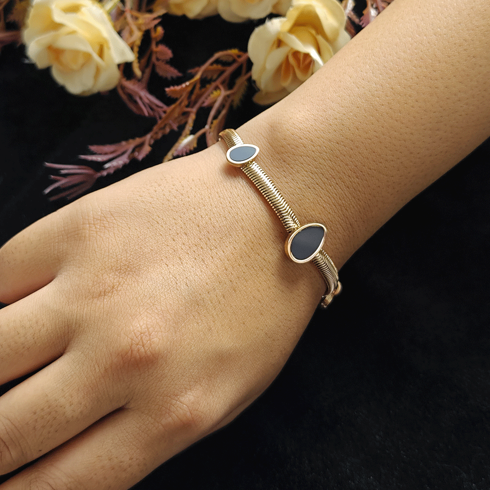 Rose gold Black Tear Drop chain bracelet