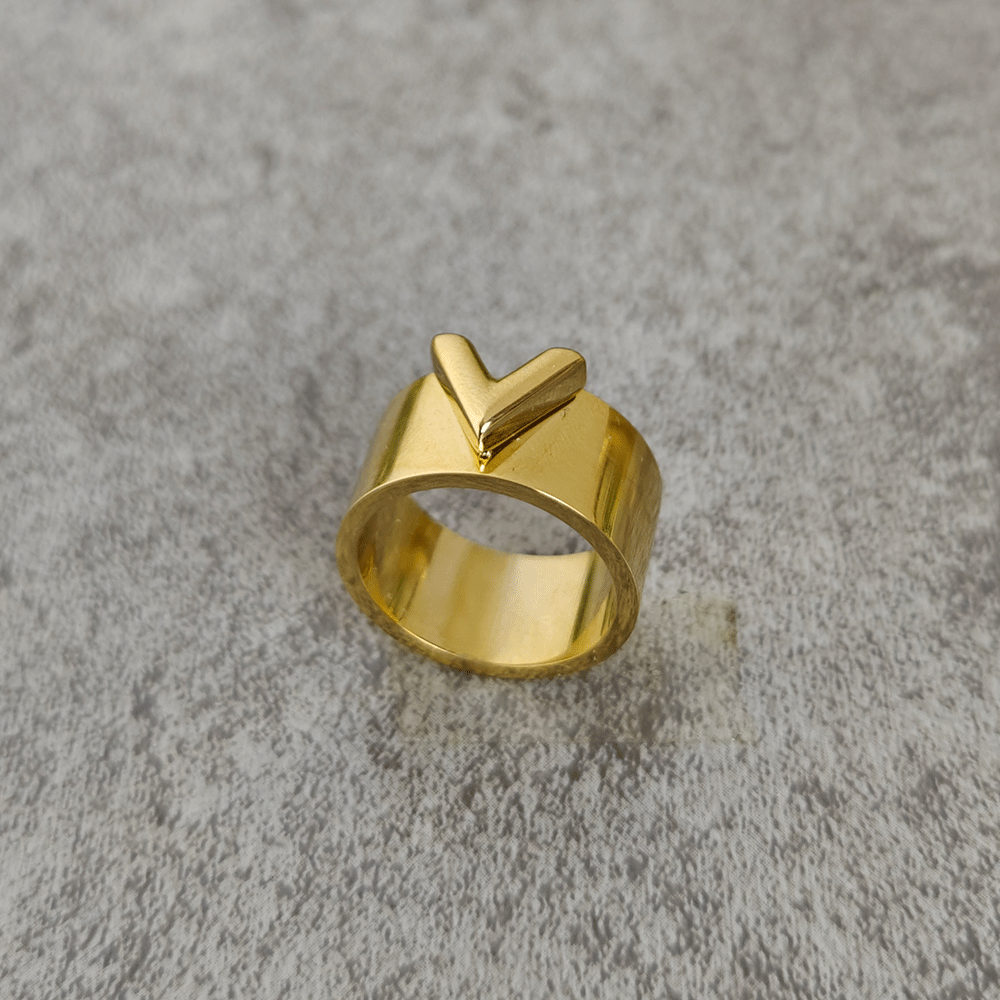 V Shape Finger Ring