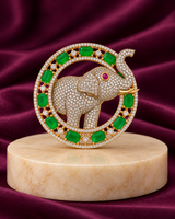 Heritage Eleganza Brooch in Gold Tone