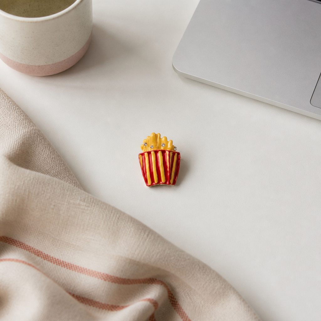 Fry O’Clock Brooch