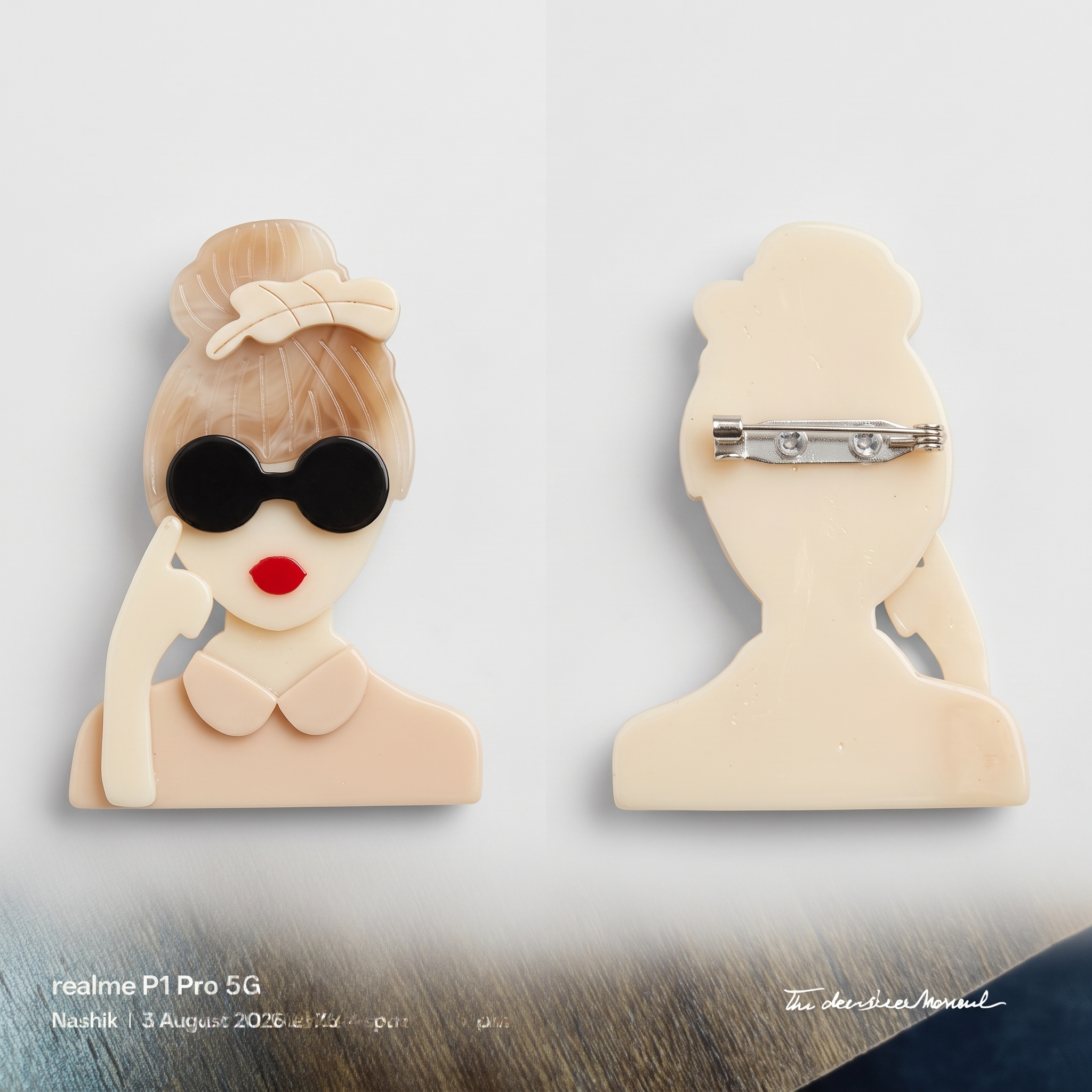 Retro Babe Brooch